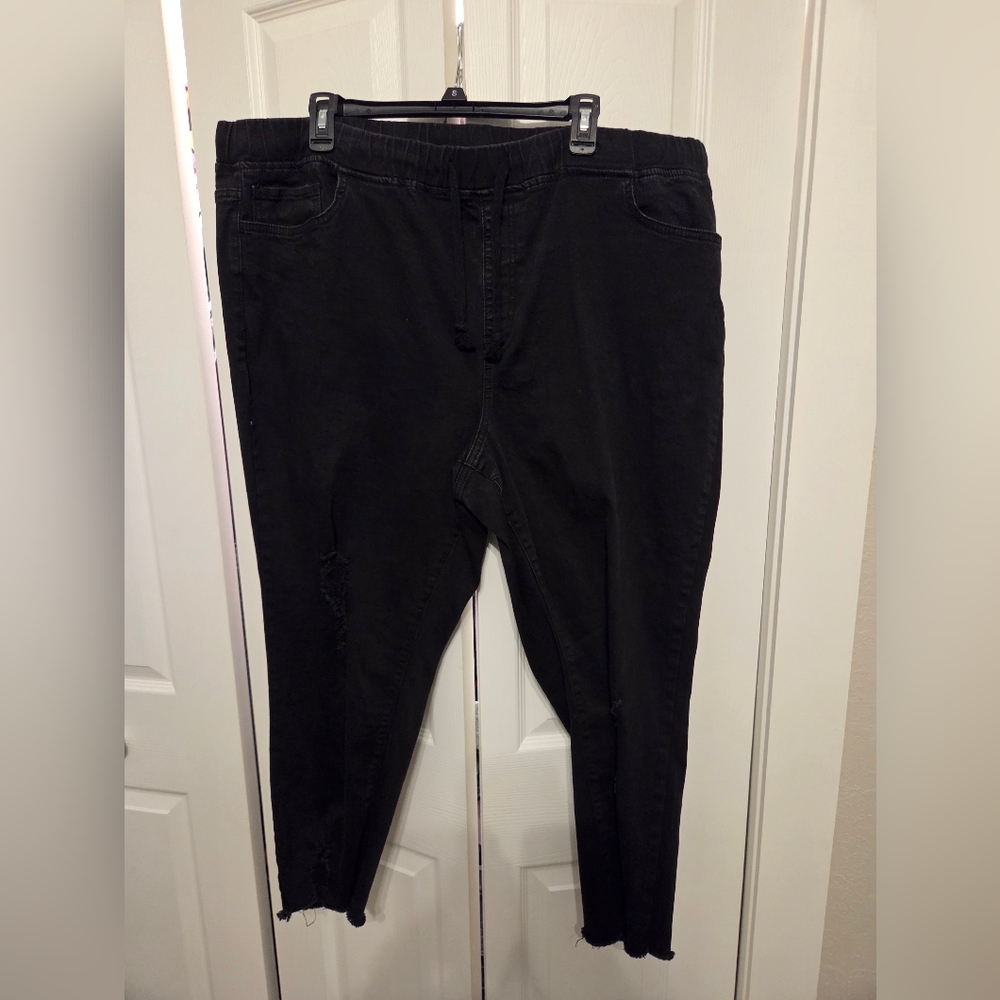 Black Women's Stretch Denim Jeans - Classic Everyday Fit